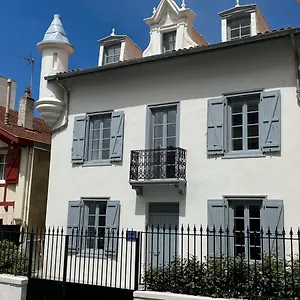 ** Maison d'hôtes Les Tourelles France